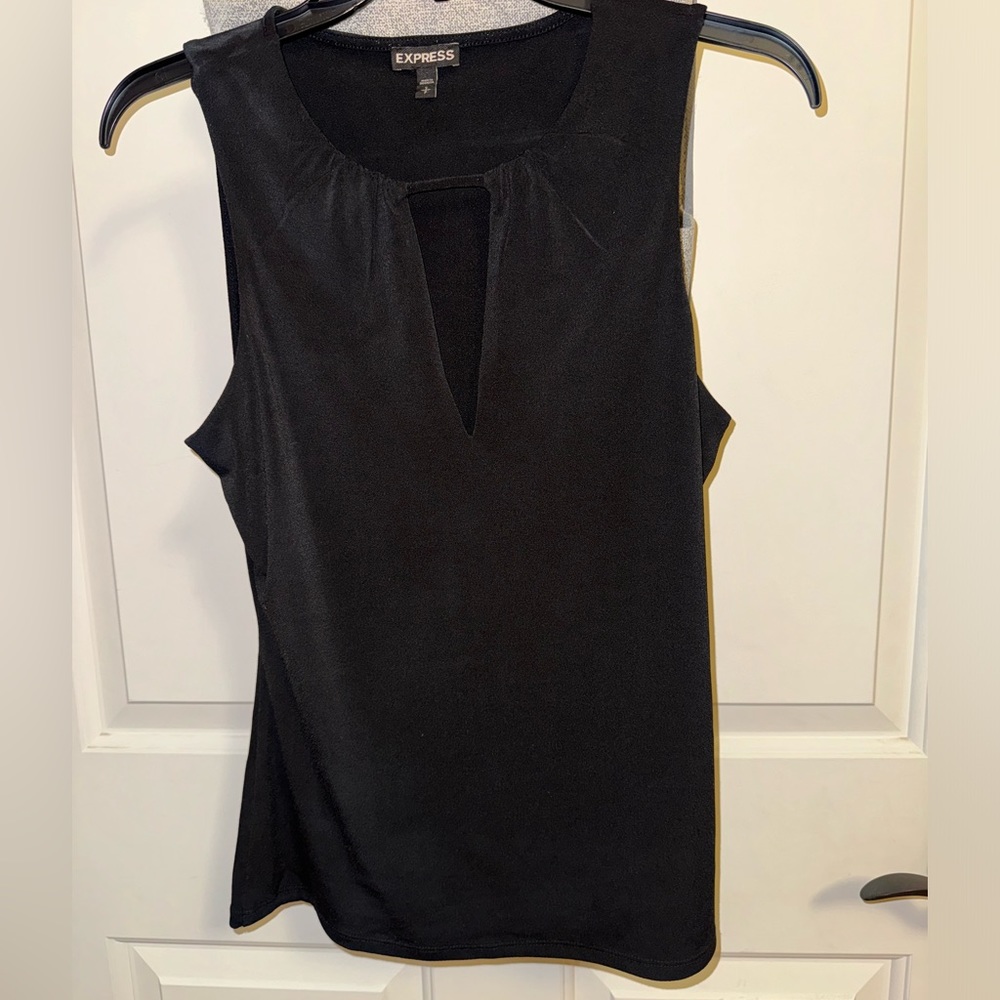 Express women’s tank